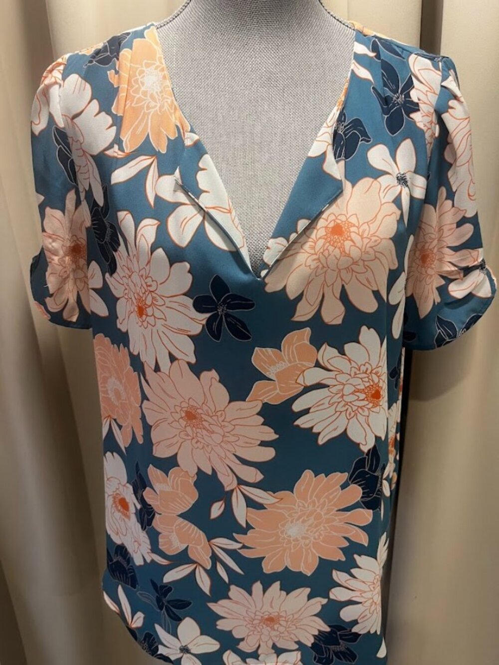 DR 2 Ladies Teal and Peach Short Sleeved Blouse Size XL